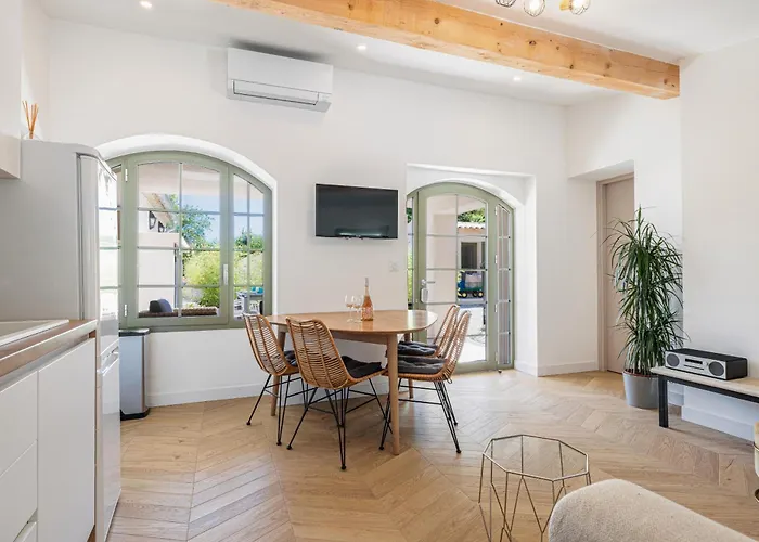 Feriehus Home&trees - Terra Cagnes-sur-Mer